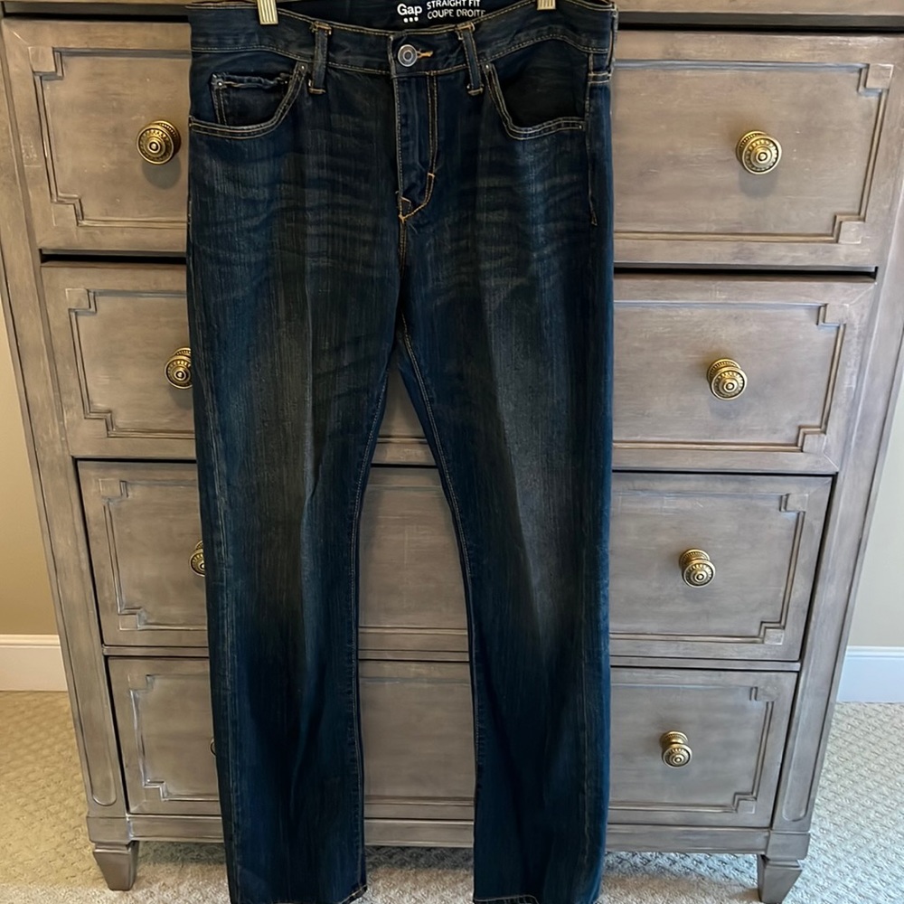 Mens Jean from Gap. Straight fit 30/32. Dark wash